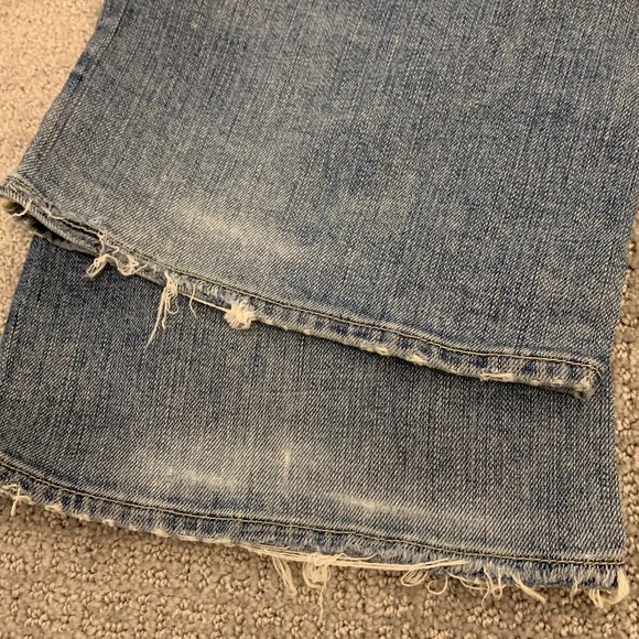 GUC Distressed Faded Guess Embroidered Bird Jeans - Picture 8 of 10